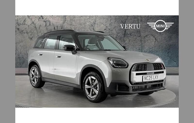 Silver New 2025 Mini Countryman Classic SUV | £29,700 (Super price) - Image 1/4