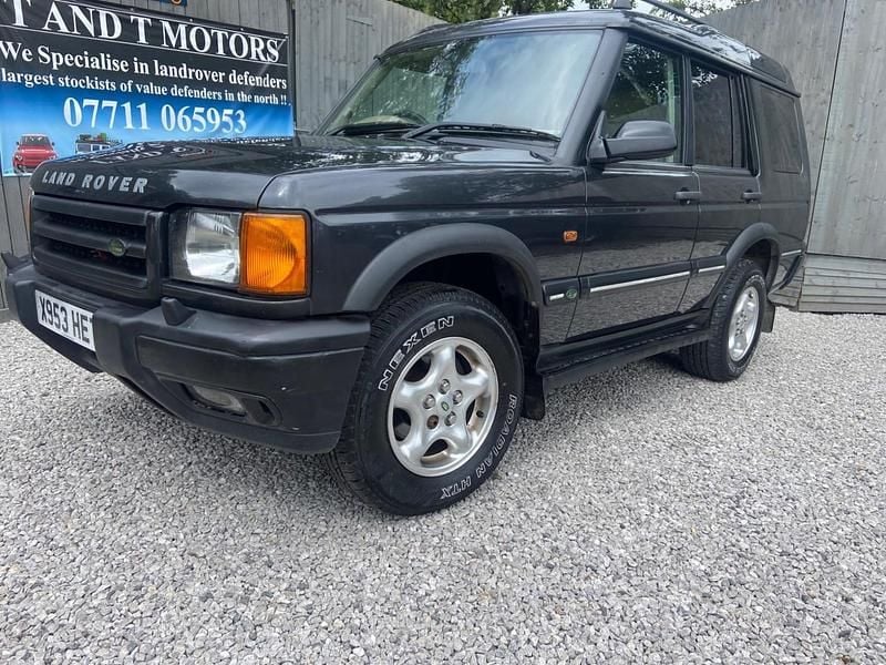 Grey Used 2000 Land Rover Discovery 2 SUV | £4,995 (Super price) - Image 1/4