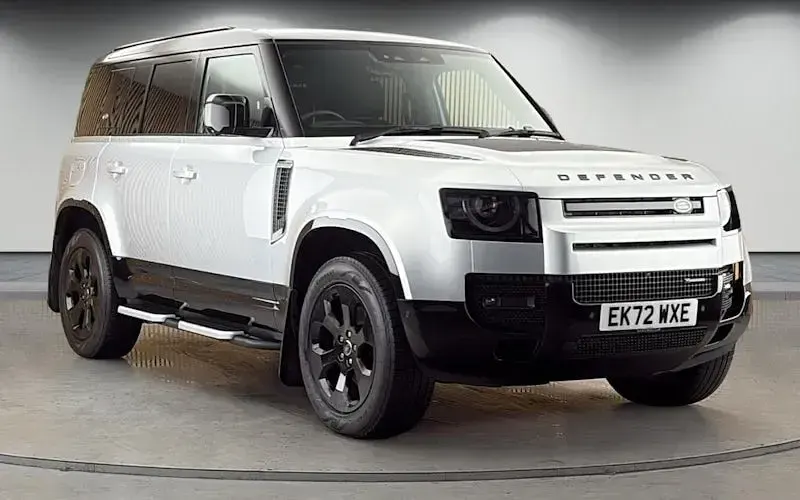 Usado Land Rover Defender Dynamic 250 HP (183 kW) 2022 SUV