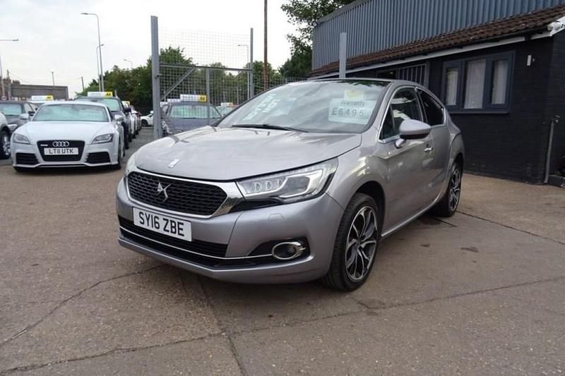 Used DS Automobiles DS4 Prestige 210 HP (154 kW) 2016 Grey Hatchback