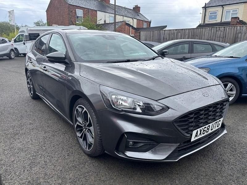 Used Ford Focus ST-Line X 125 HP (91 kW) 2019 Grey Hatchback