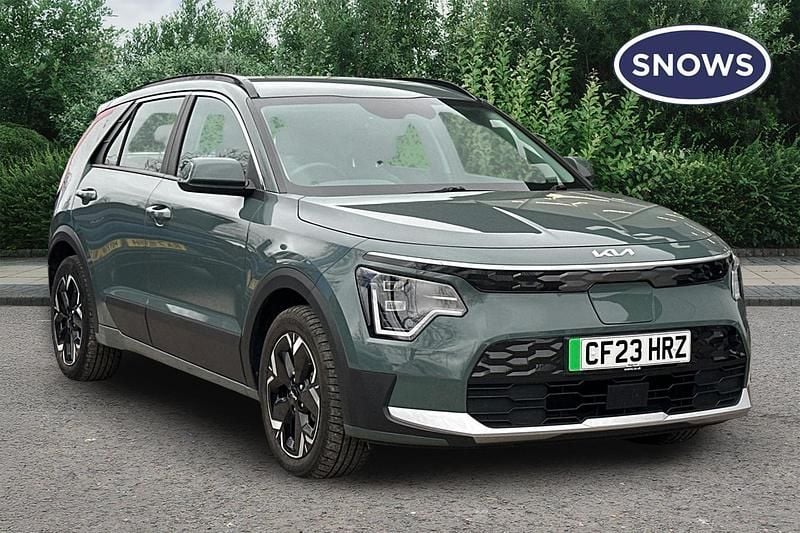 Used Kia e-Niro 150 kW (204 HP) 2023 Green SUV