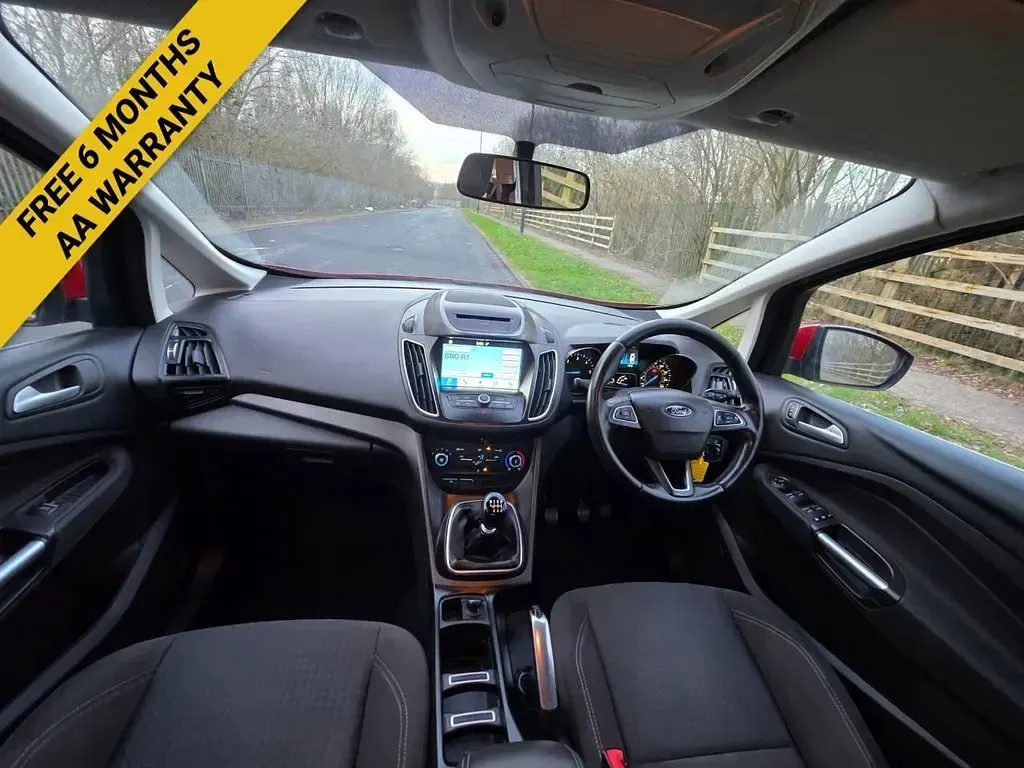 Used Ford Grand C-Max Zetec 120 HP (88 kW) 2017 Red MPV