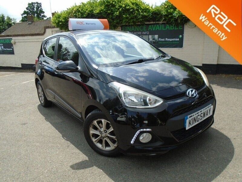 Black Used 2015 Hyundai i10 Premium Hatchback | £5,499 (Fair price) - Image 1/4