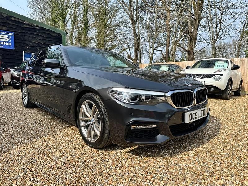 Usado BMW 520 M Sport 2017 Gris Familiar