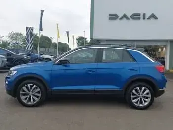 Used VW T-Roc SE 150 HP (110 kW) 2019 Blue SUV