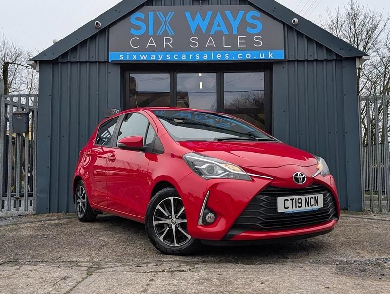 Used Toyota Yaris 2019 Red Hatchback