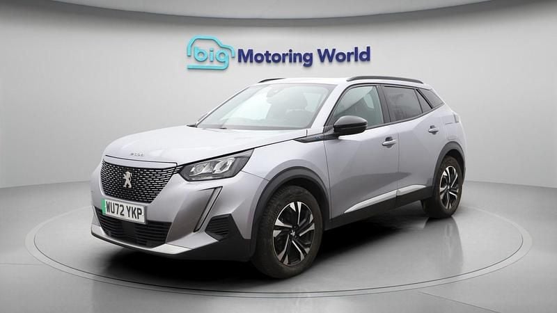 Used Peugeot e-2008 Allure+ 98 kW (134 HP) 2022 Grey SUV