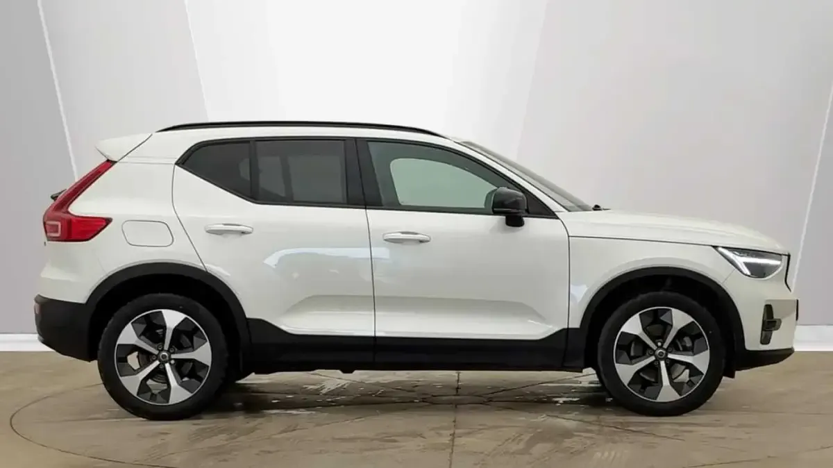 Used Volvo XC40 Plus 194 HP (142 kW) 2026 SUV