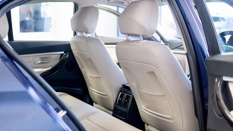 Used BMW 320 Luxury Line 190 HP (139 kW) 2017 Blue Sedan