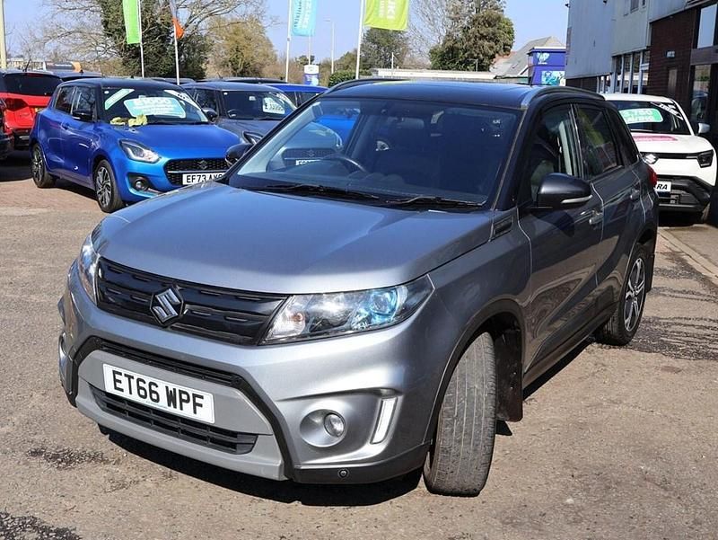 Used Suzuki Vitara SZ5 120 HP (88 kW) 2017 Grey SUV