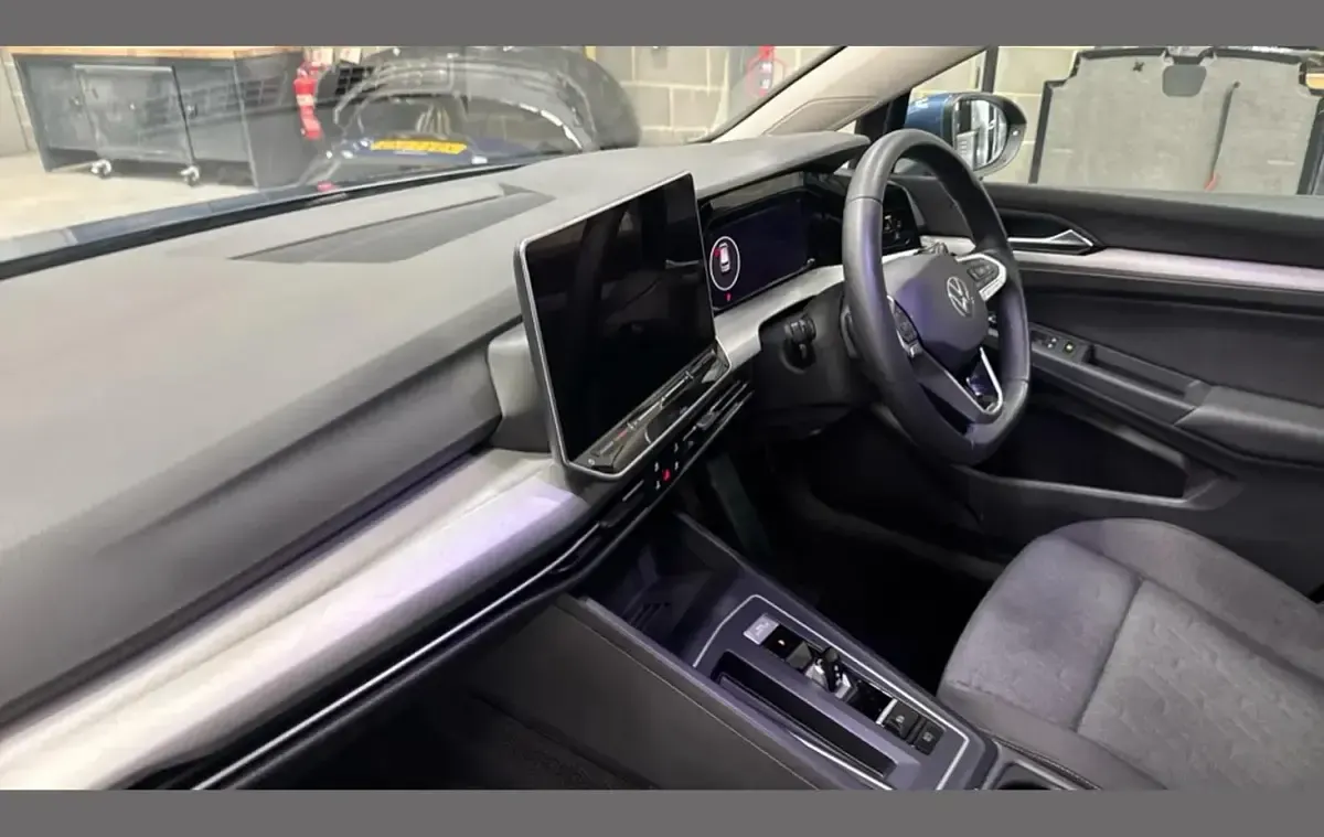 Używany VW Golf VIII Match 200 KM (147 kW) 2025 Niebieski Hatchback