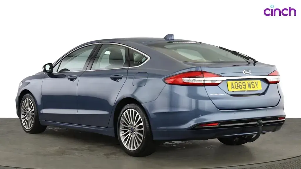 Used Ford Mondeo Titanium 2019 Blue Hatchback
