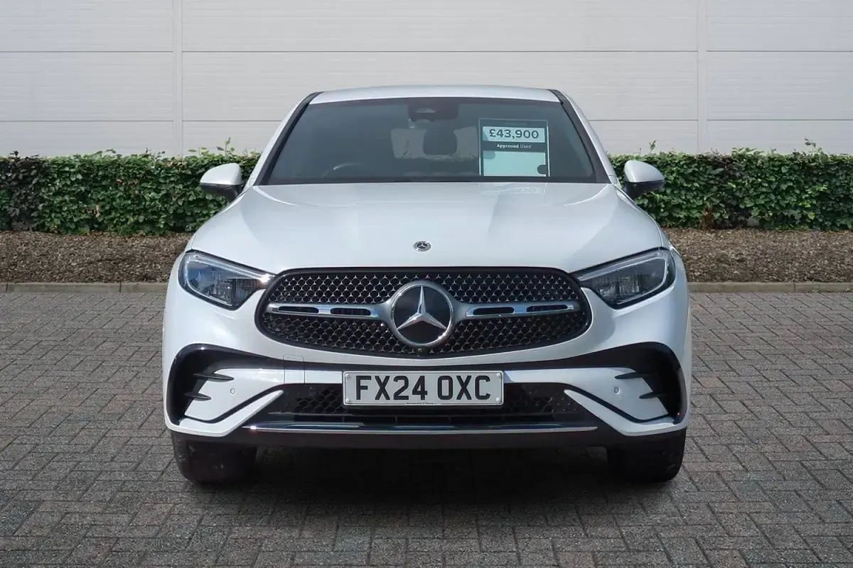Used Mercedes GLC300 AMG line 2024 White SUV