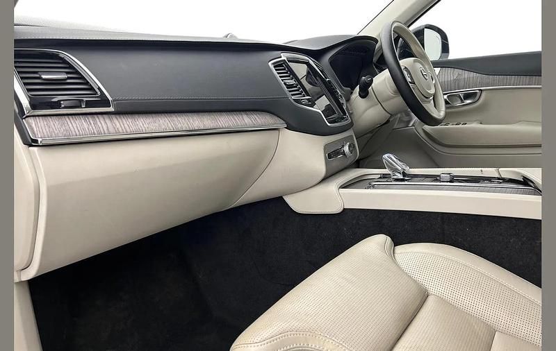 Used Volvo XC90 Ultimate 449 HP (330 kW) 2022 Black SUV