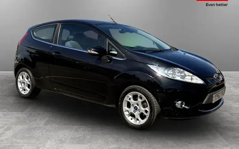 Used Ford Fiesta Zetec 82 HP (60 kW) 2012 Hatchback