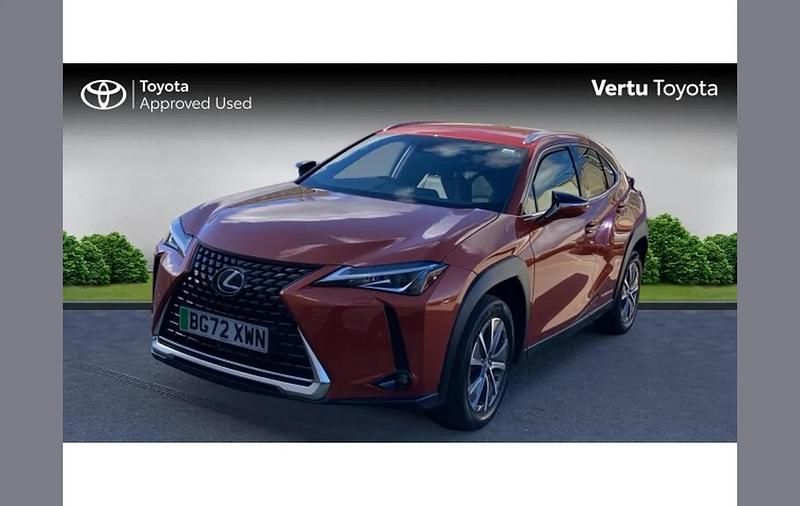 Second-hand Lexus UX 300e 150 kW (204 CP) 2022 Portocaliu SUV