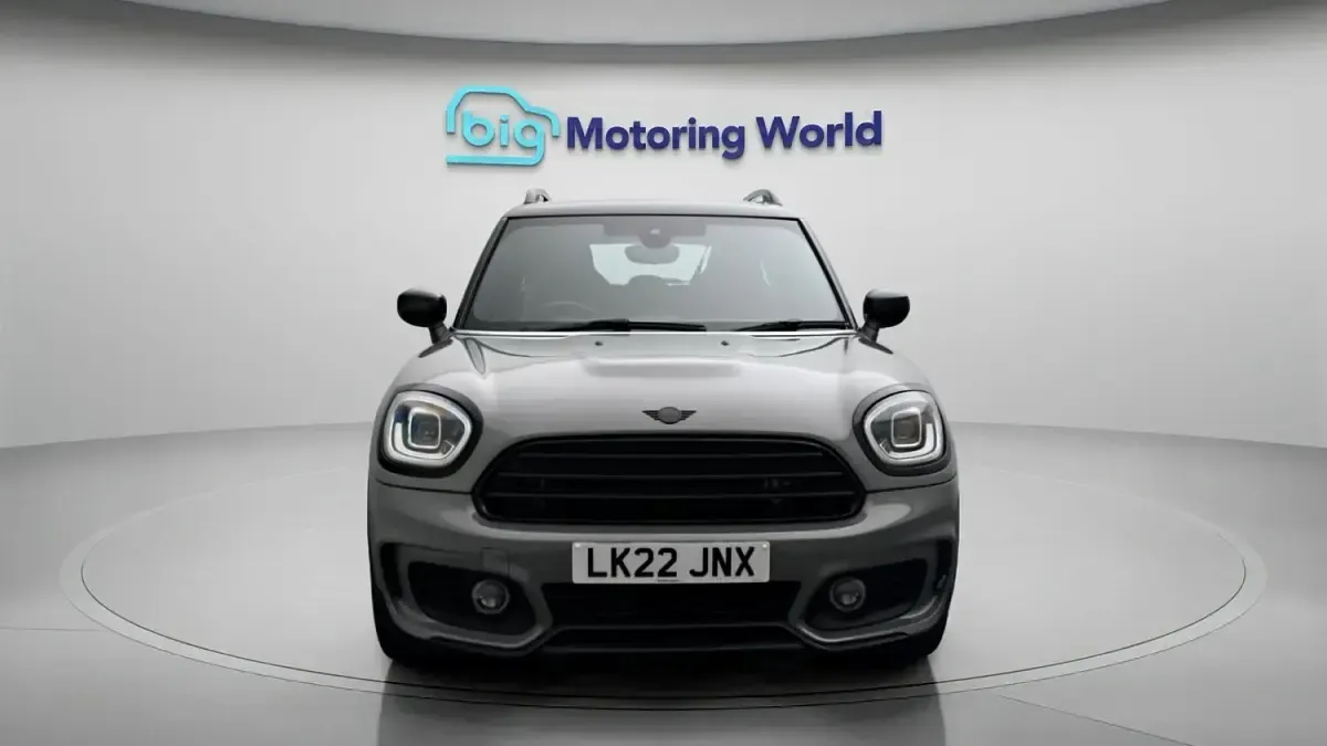 Used Mini Cooper Countryman Sport 136 HP (100 kW) 2022 Grey SUV