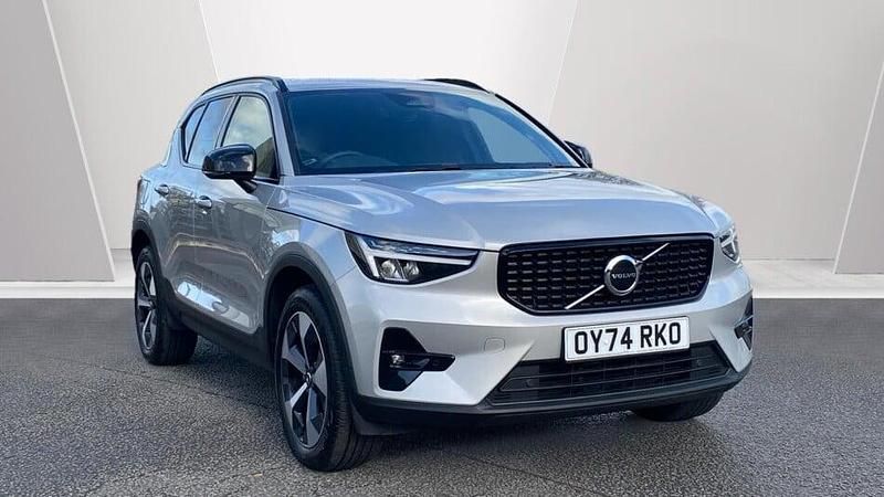 Used 2024 Volvo XC40 Plus SUV | £31,021 (Fair price) - Image 1/3