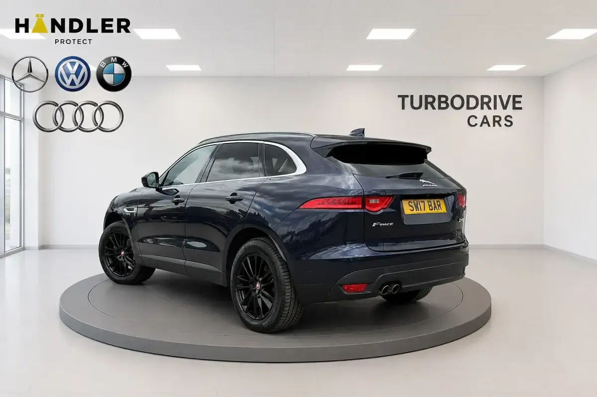 Used Jaguar F-Pace Portfolio 180 HP (132 kW) 2017 Blue SUV