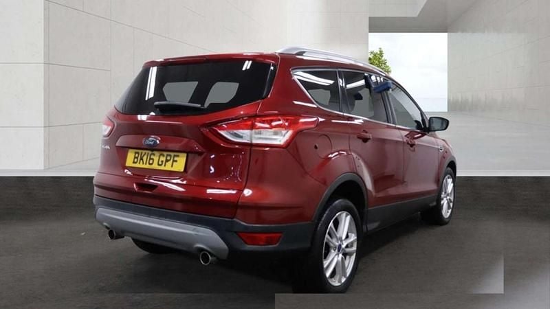 Used Ford Kuga Titanium X 180 HP (132 kW) 2016 Red SUV