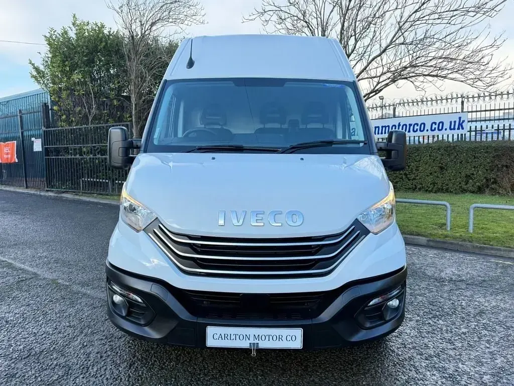 Begagnad Iveco Daily 2022 Vit Van
