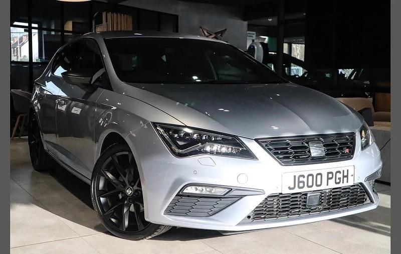 Used Seat Leon Black Edition 147 HP (108 kW) 2019 Silver Hatchback