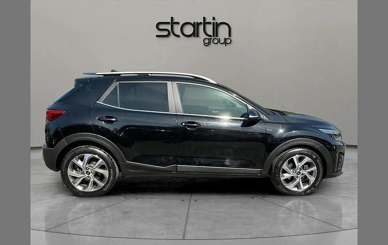 Used Kia Stonic GT-Line 117 HP (86 kW) 2022 Black SUV
