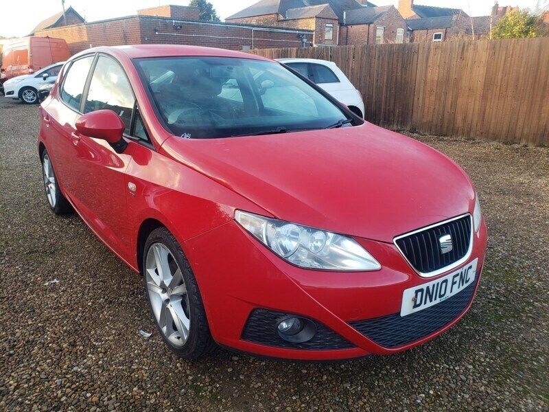 Red Used 2010 Seat Ibiza Sport Hatchback | £1,485 (Good price) - Image 1/4