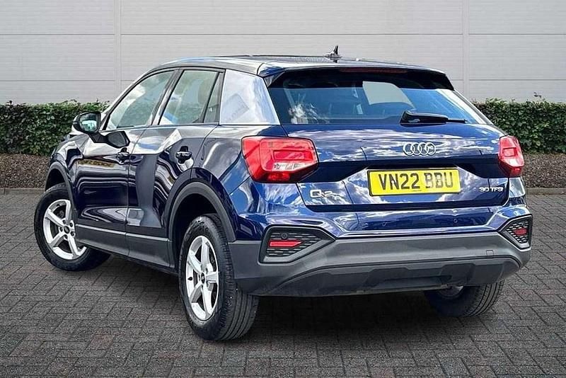Used Audi Q2 Design 108 HP (79 kW) 2022 Blue SUV