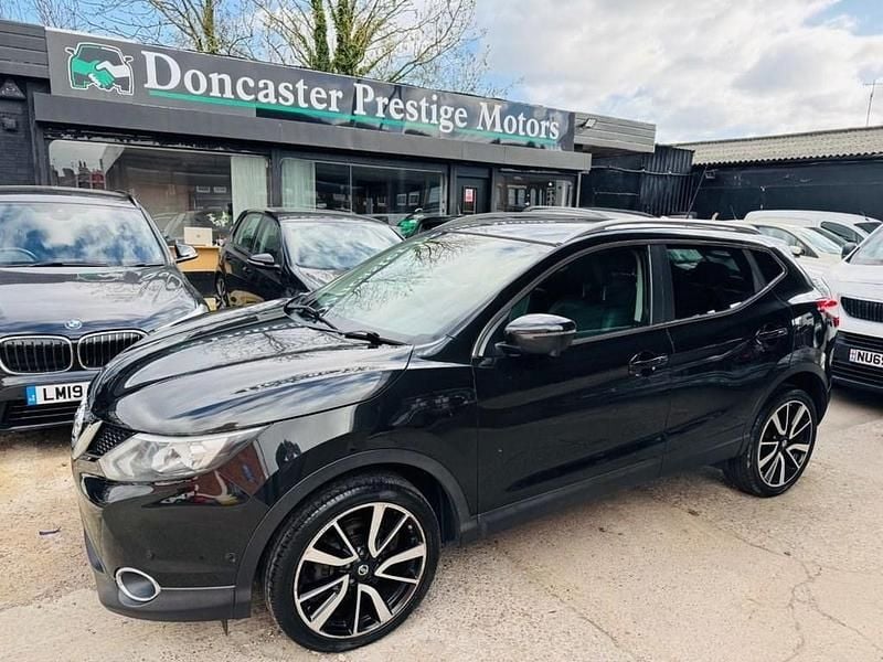 Used Nissan Qashqai Tekna 115 HP (84 kW) 2014 Black SUV