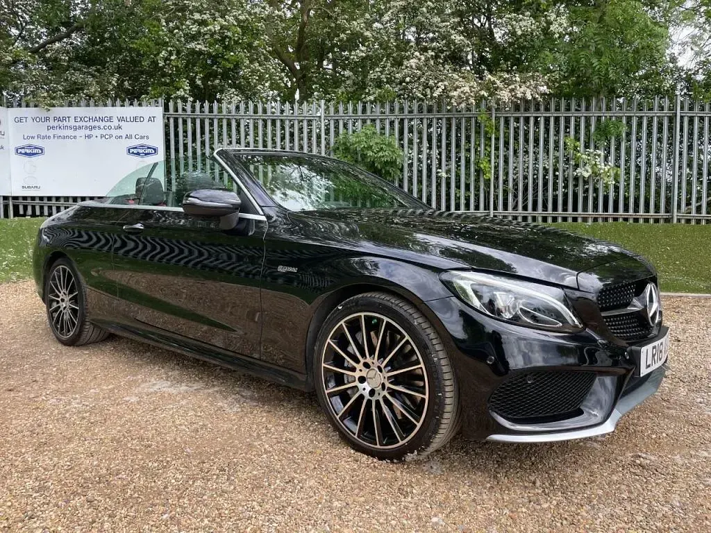 Begagnad Mercedes C43 AMG Premium Plus 367 HK (269 kW) 2018 Svart Cab