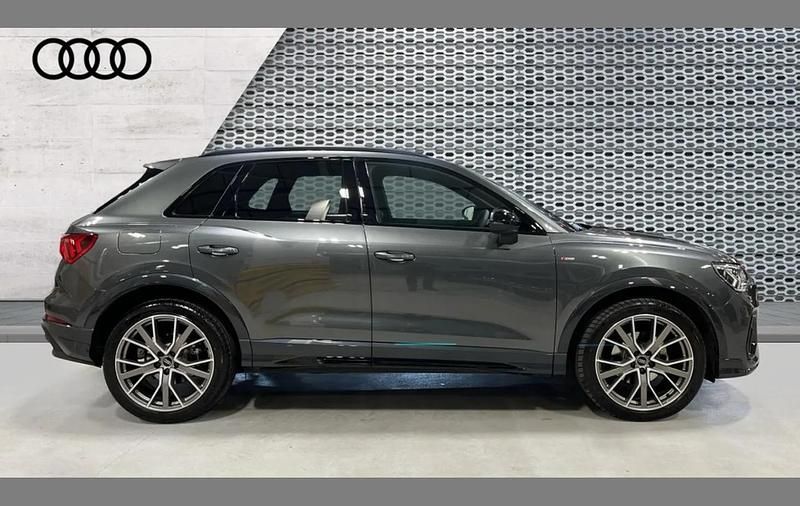 Used Audi Q3 Black Edition 150 HP (110 kW) 2025 Grey SUV