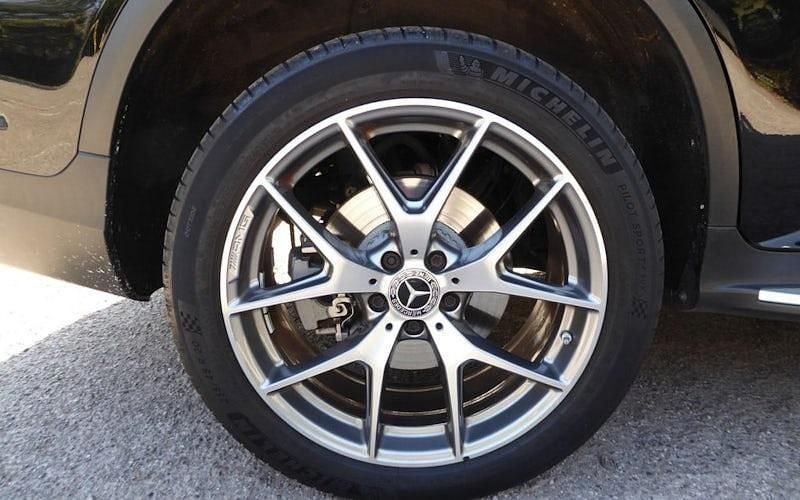 Used Mercedes GLC300e AMG line 320 HP (235 kW) 2022 Estate