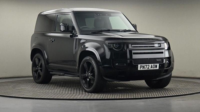 Exterior paint santorini black Used 2022 Land Rover Defender HSE Dynamic SUV | £52,500 (Super price) - Image 1/4