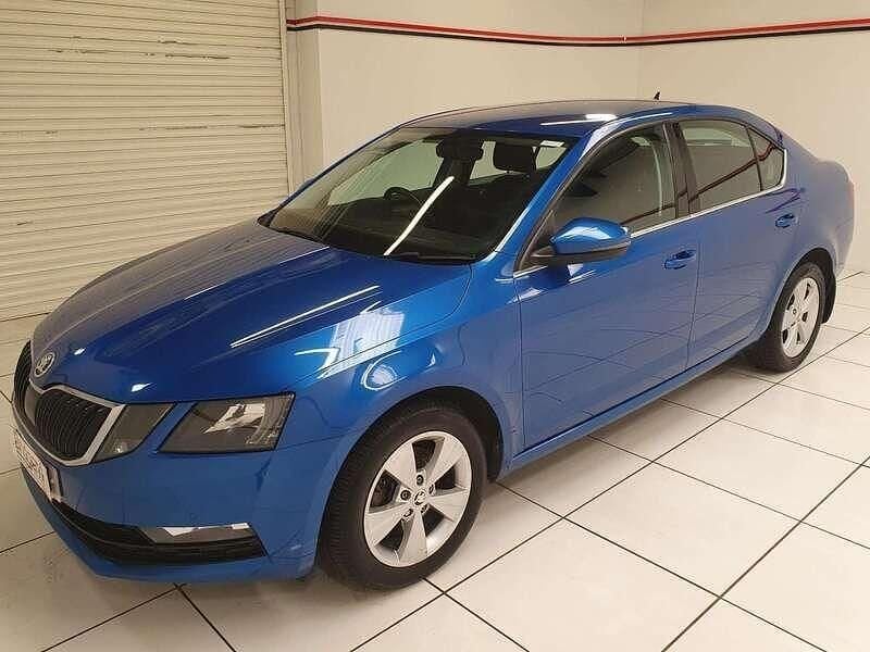Used Skoda Octavia SE Technology 116 HP (85 kW) 2019 Blue Hatchback