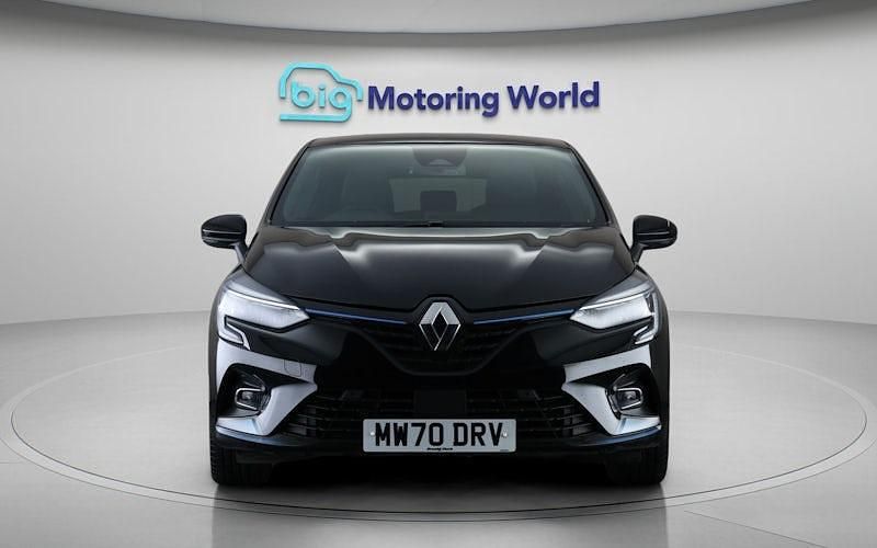 Used Renault Clio V 140 HP (102 kW) 2021 Black Hatchback