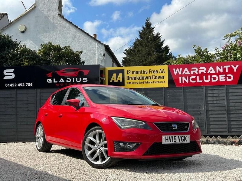Begagnad Seat Leon FR 150 HK (110 kW) 2015 Röd Halvkombi