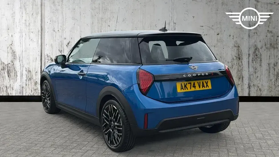 Usado Mini Cooper S Hatch 201 CV (147 kW) 2024 Azul Utilitario