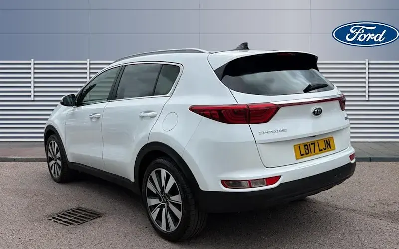 Used Kia Sportage 116 HP (85 kW) 2017 White SUV
