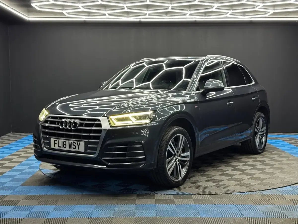Usado Audi Q5 S-Line 2018 Cinzento SUV