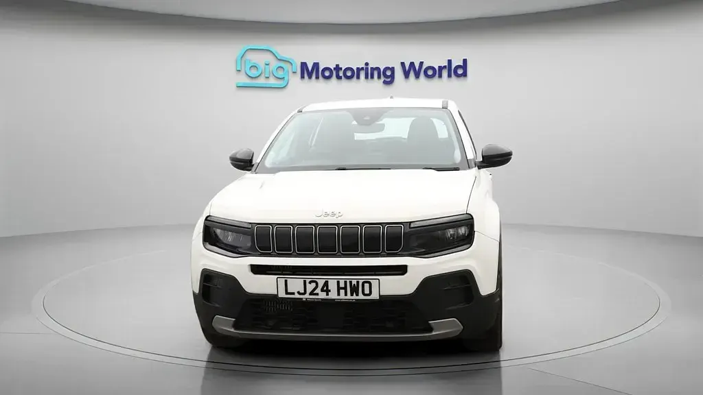 Używany Jeep Avenger Altitude 100 KM (73 kW) 2024 Biały SUV