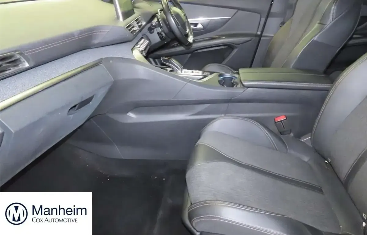 Used Peugeot 3008 Premium 180 HP (132 kW) 2019 Black SUV