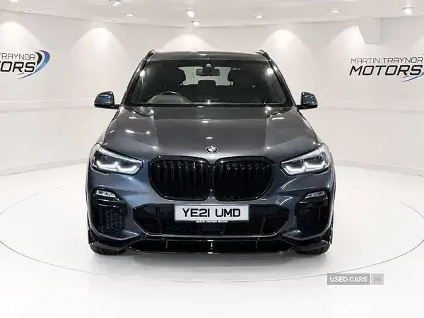 Usado BMW X5 M Sport 394 HP (289 kW) 2021 Cinzento SUV