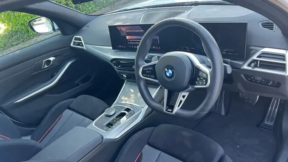 Used BMW 320 M Sport 184 HP (135 kW) 2025 Alpine white Sedan