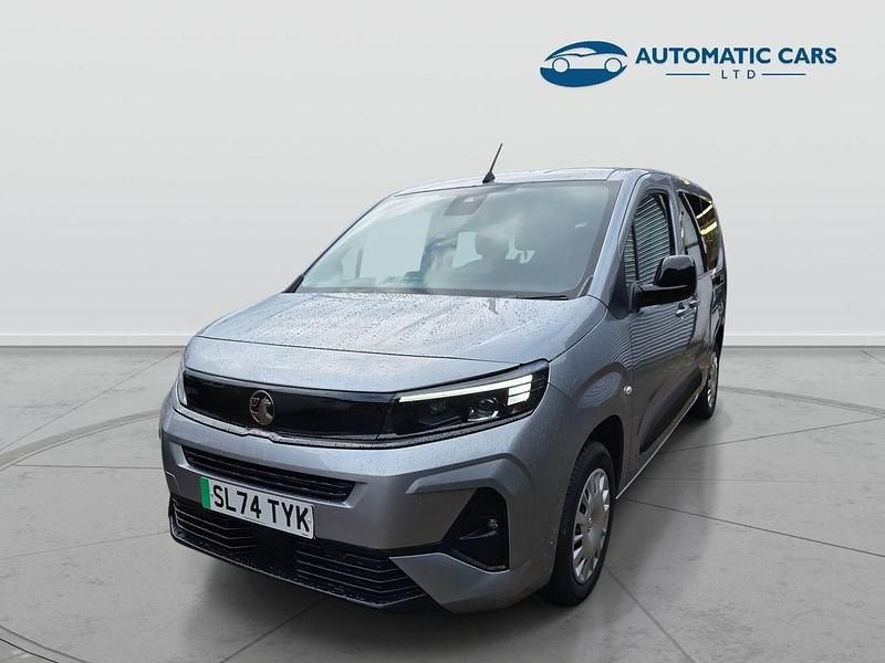 Used Vauxhall Combo Design Edition 100 kW (136 HP) 2024 Grey MPV