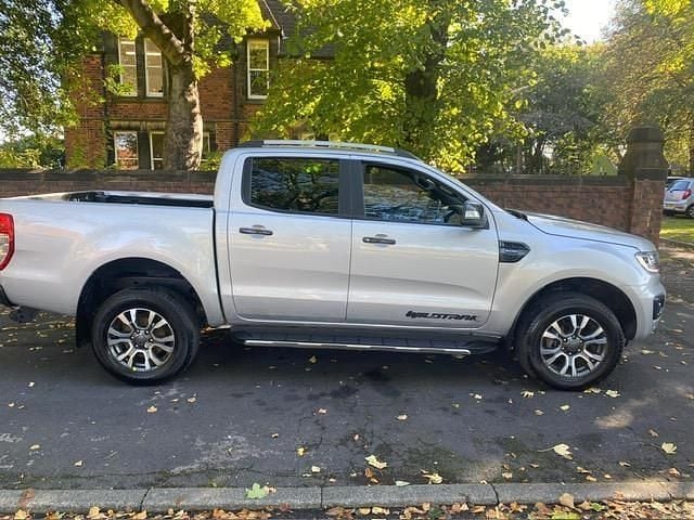 Used Ford Ranger Wildtrack 210 HP (154 kW) 2022 Silver Pickup