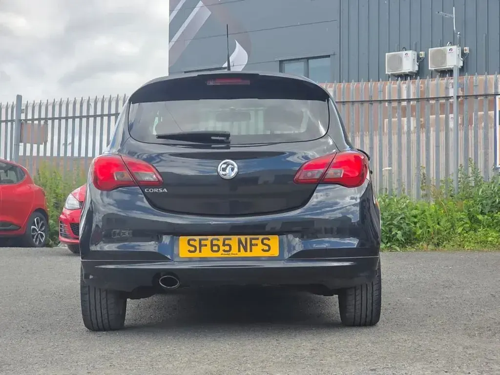 Used Vauxhall Corsa Edition 90 HP (66 kW) 2016 Black Hatchback