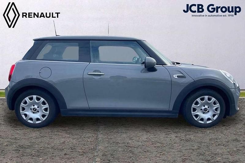 Używany Mini ONE Classic 101 KM (74 kW) 2019 Szary Hatchback