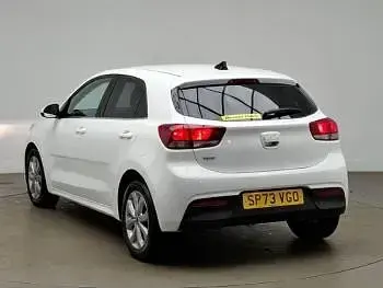 Used Kia Rio 118 HP (86 kW) 2023 White Hatchback